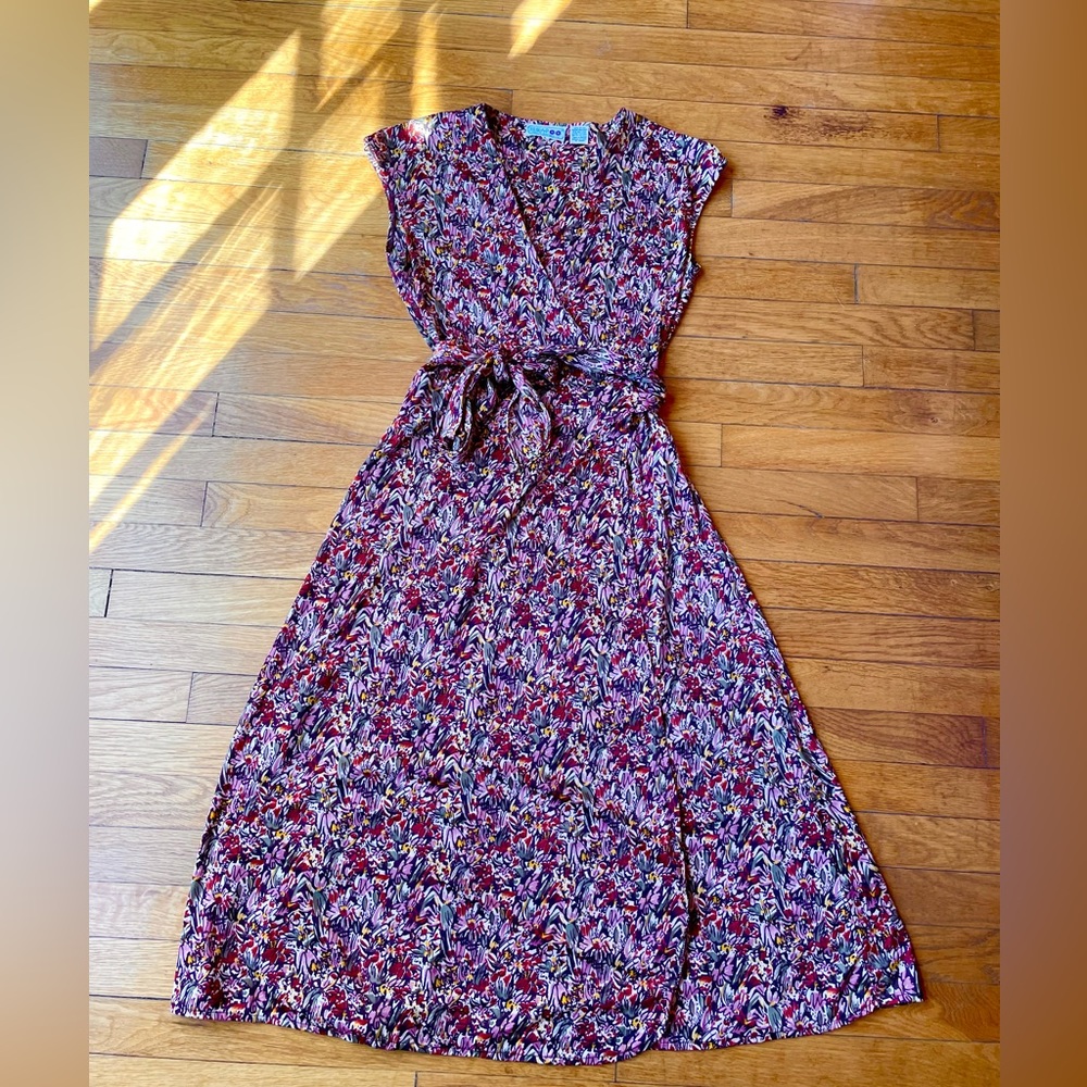 Vintage Huckapoo 70s does 40s jersey wrap dress